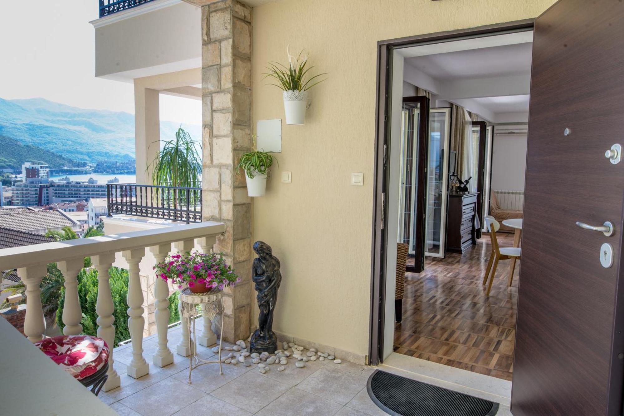 Villa Danigo Будва Стая снимка